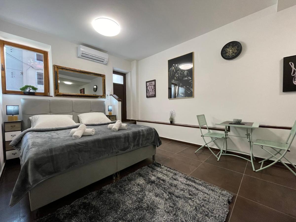 Tequila Apartments (Adults Only) Zadar Ngoại thất bức ảnh