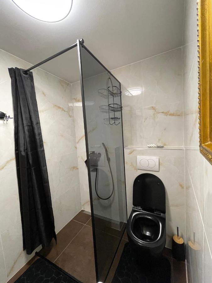 Tequila Apartments (Adults Only) Zadar Ngoại thất bức ảnh