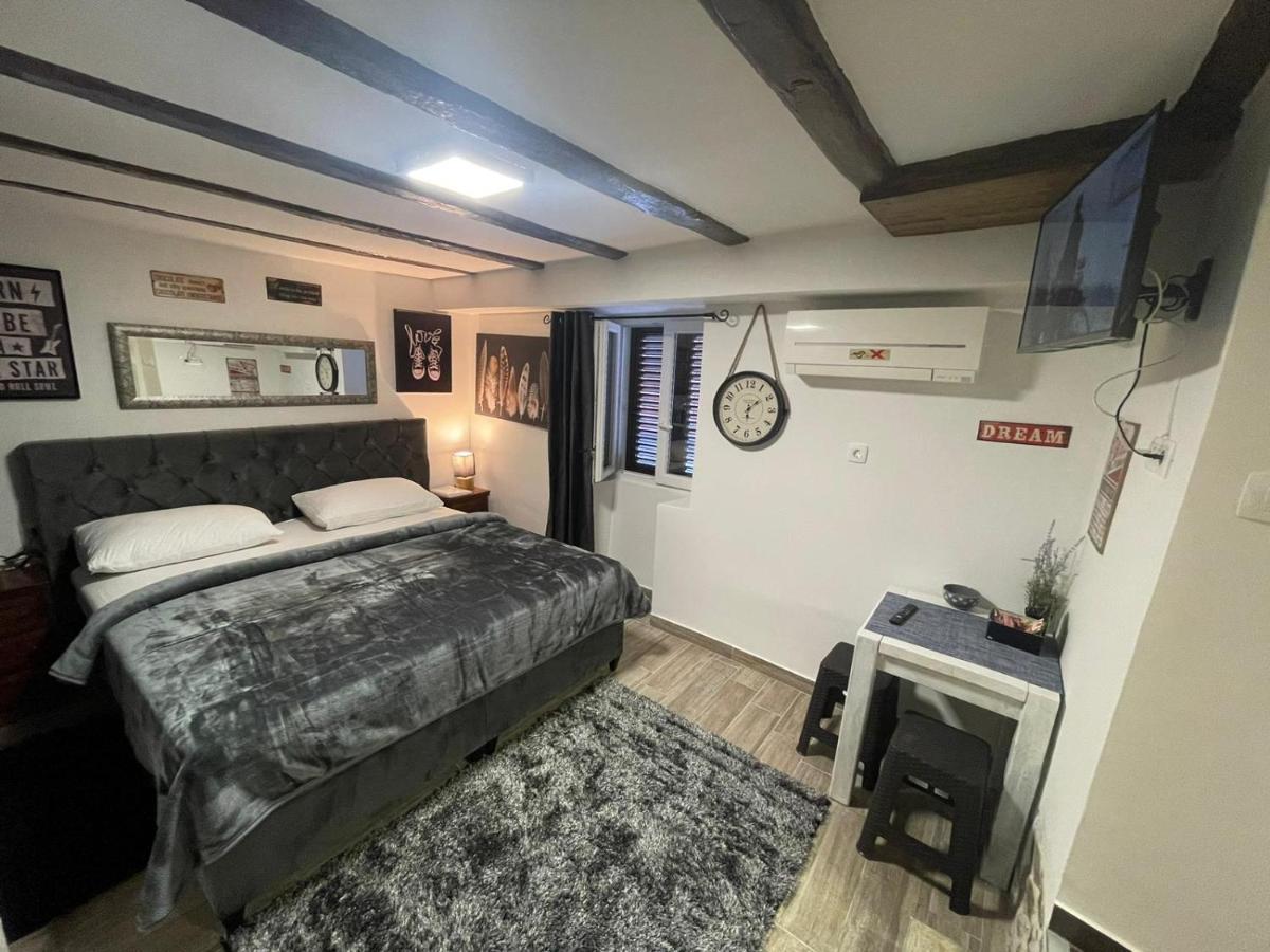 Tequila Apartments (Adults Only) Zadar Ngoại thất bức ảnh