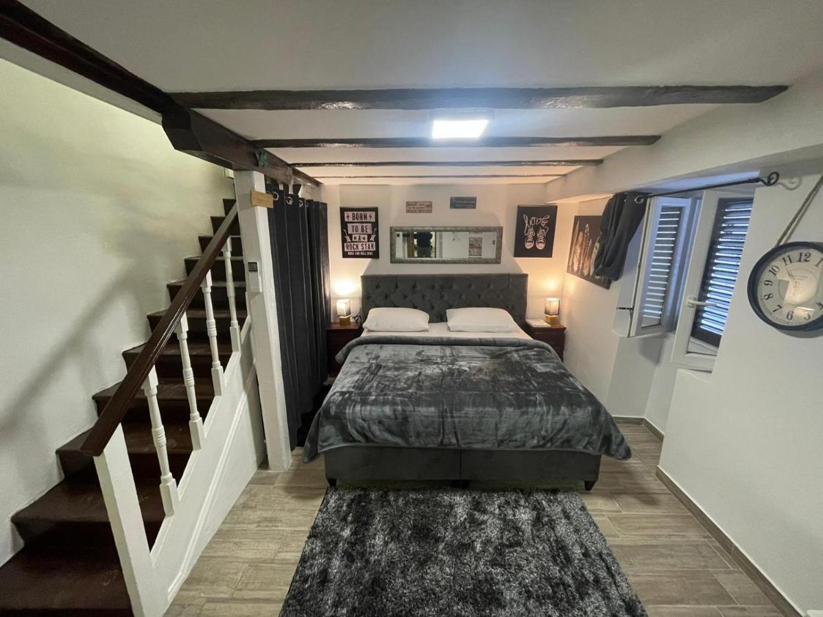 Tequila Apartments (Adults Only) Zadar Ngoại thất bức ảnh