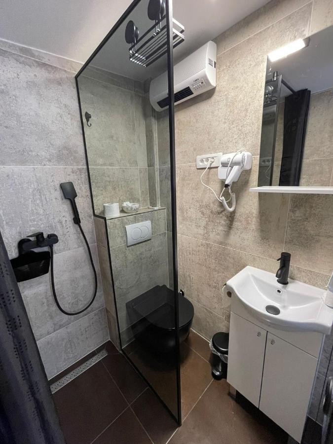 Tequila Apartments (Adults Only) Zadar Ngoại thất bức ảnh